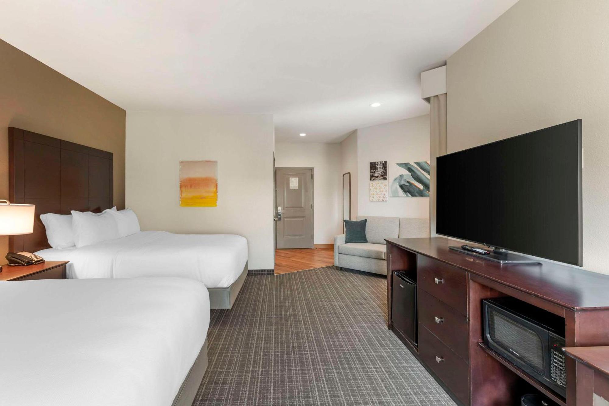 Comfort Inn & Suites Verona At Turning Stone Resort Casino Exterior foto